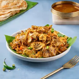 Chicken Kothu parotta ( சிக்கன் கொத்து பரோட்டா )